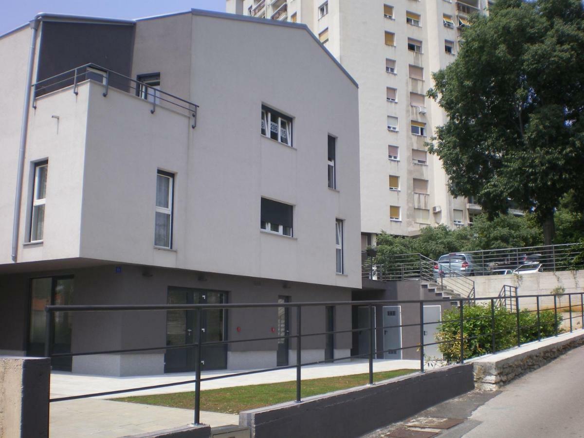 Apartment Jasmina غييكا المظهر الخارجي الصورة
